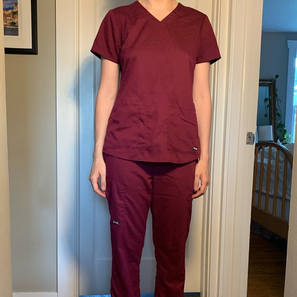 Grey’s Anatomy Burgundy Scrubs, size Small